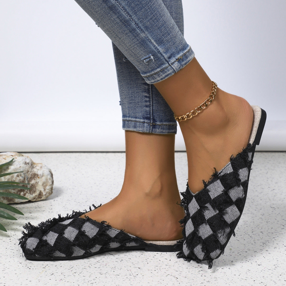 Plaid Square Toe Flat Slippers  Trendsi   