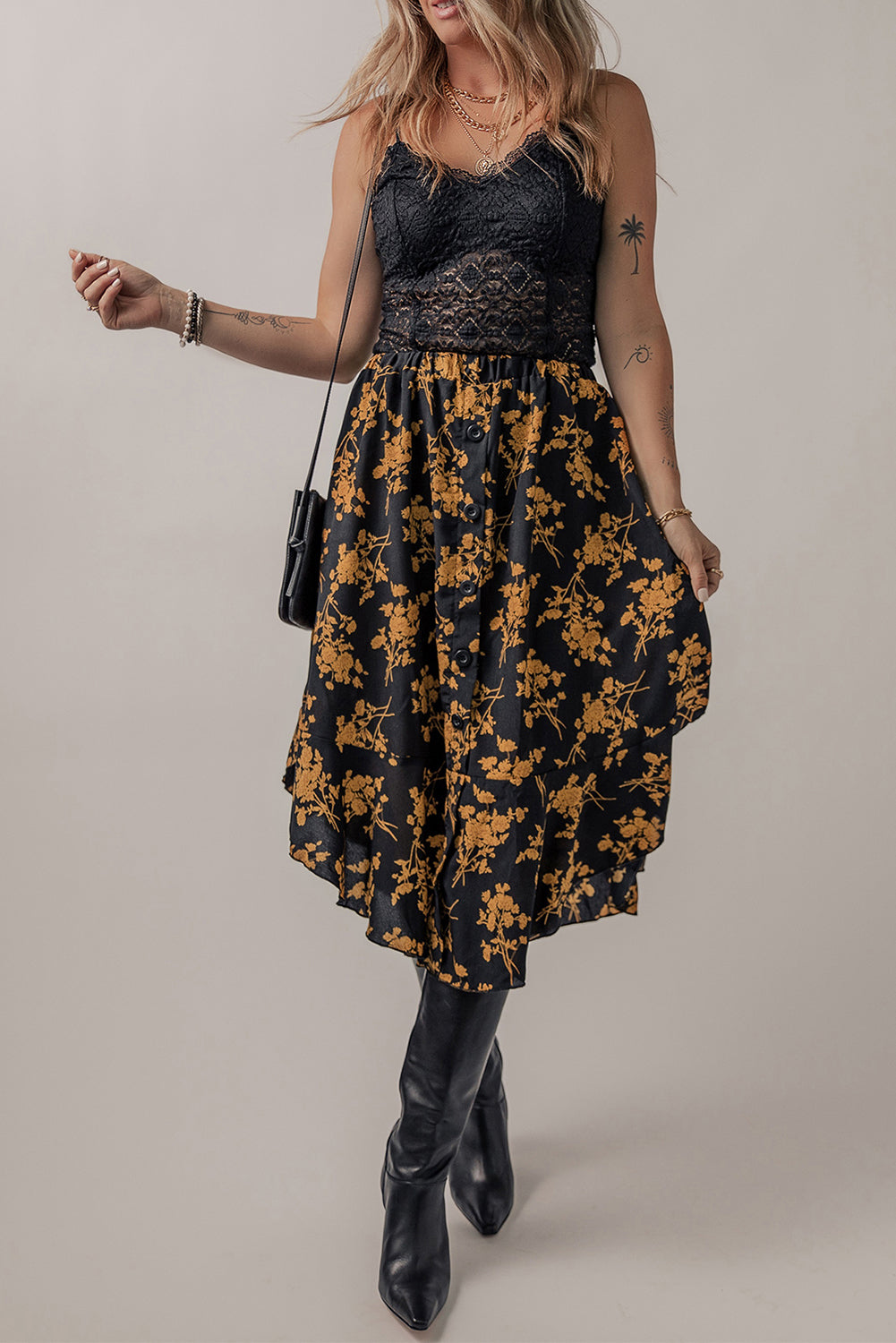 Floral Buttoned Ruffle Hem Skirt  Trendsi Black S 