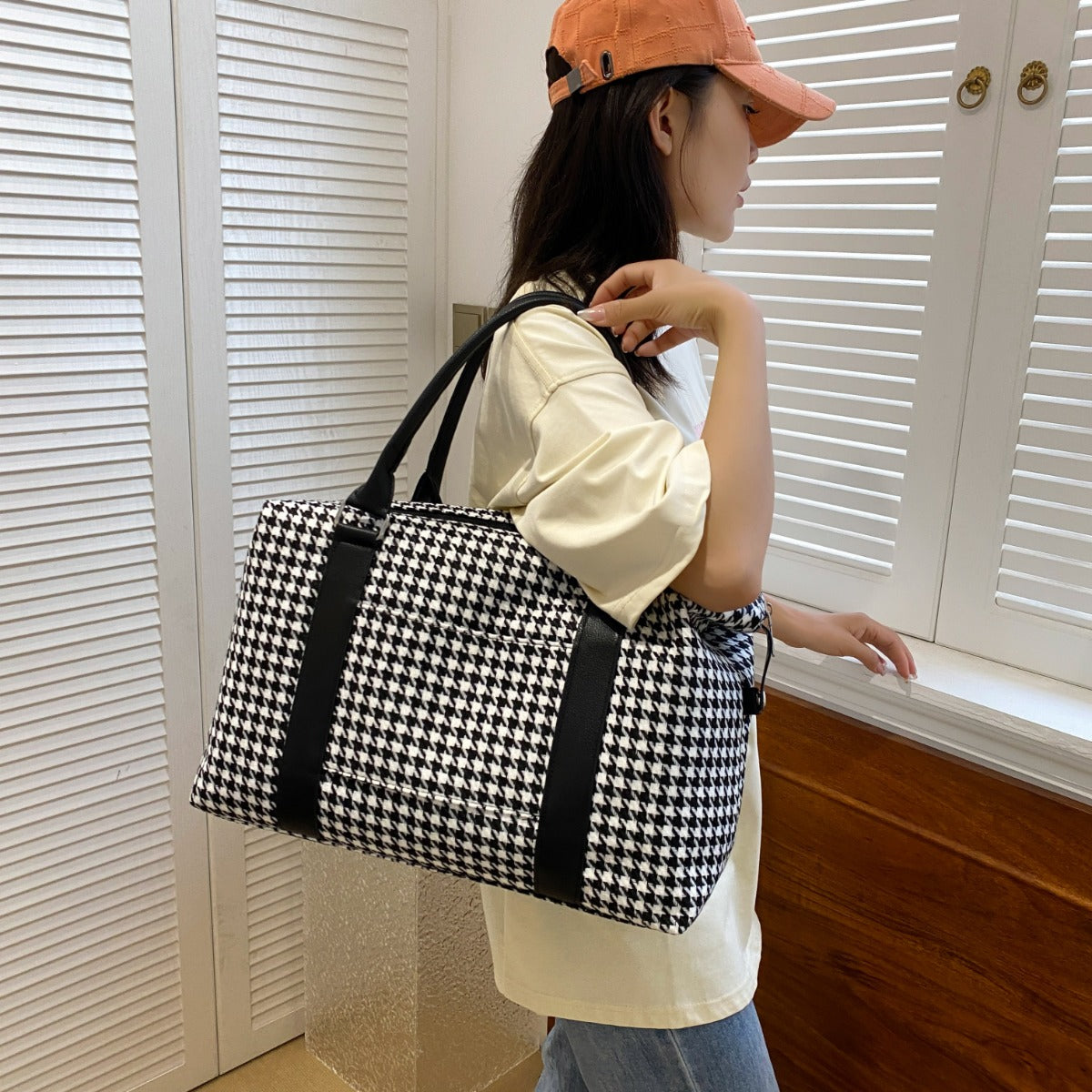 Houndstooth Canvas Travel Bag  Trendsi   