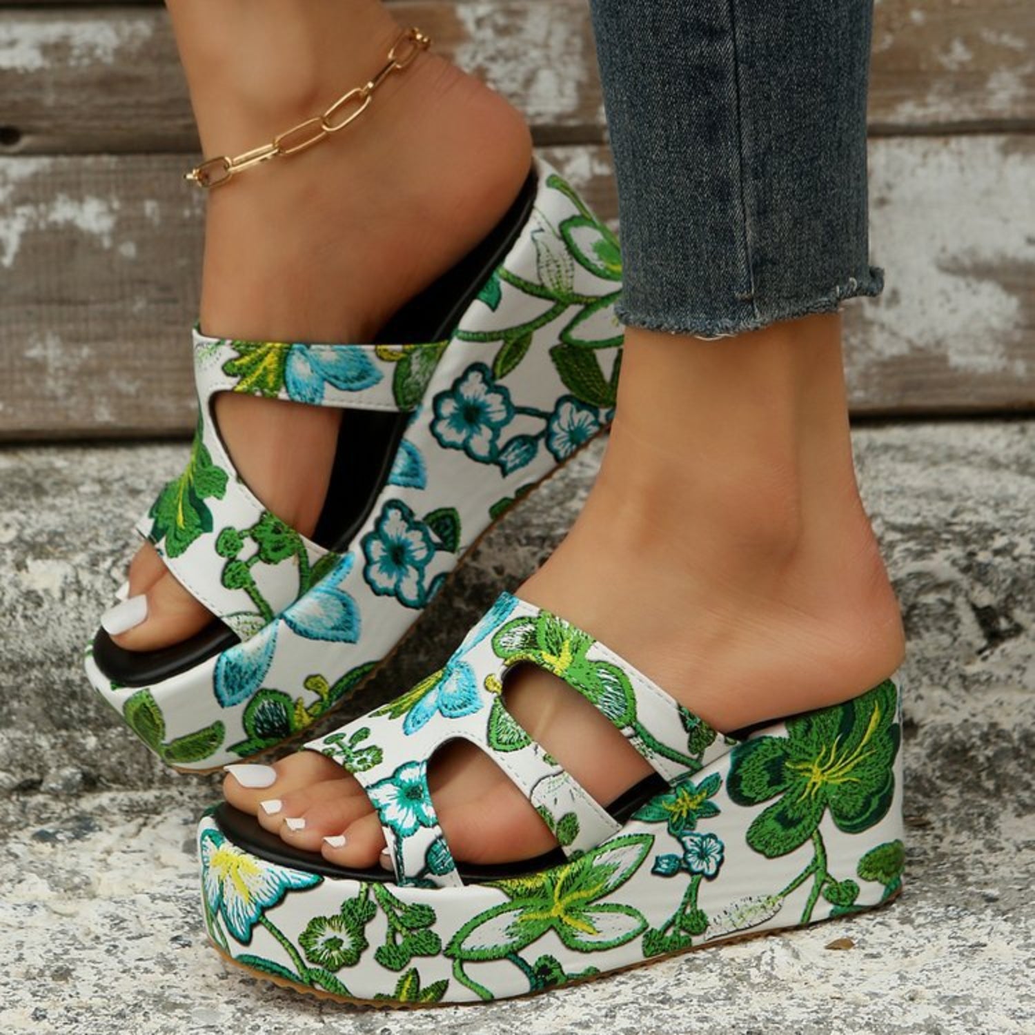 Cutout Floral Peep Toe Sandals  Trendsi Green 35(US4) 