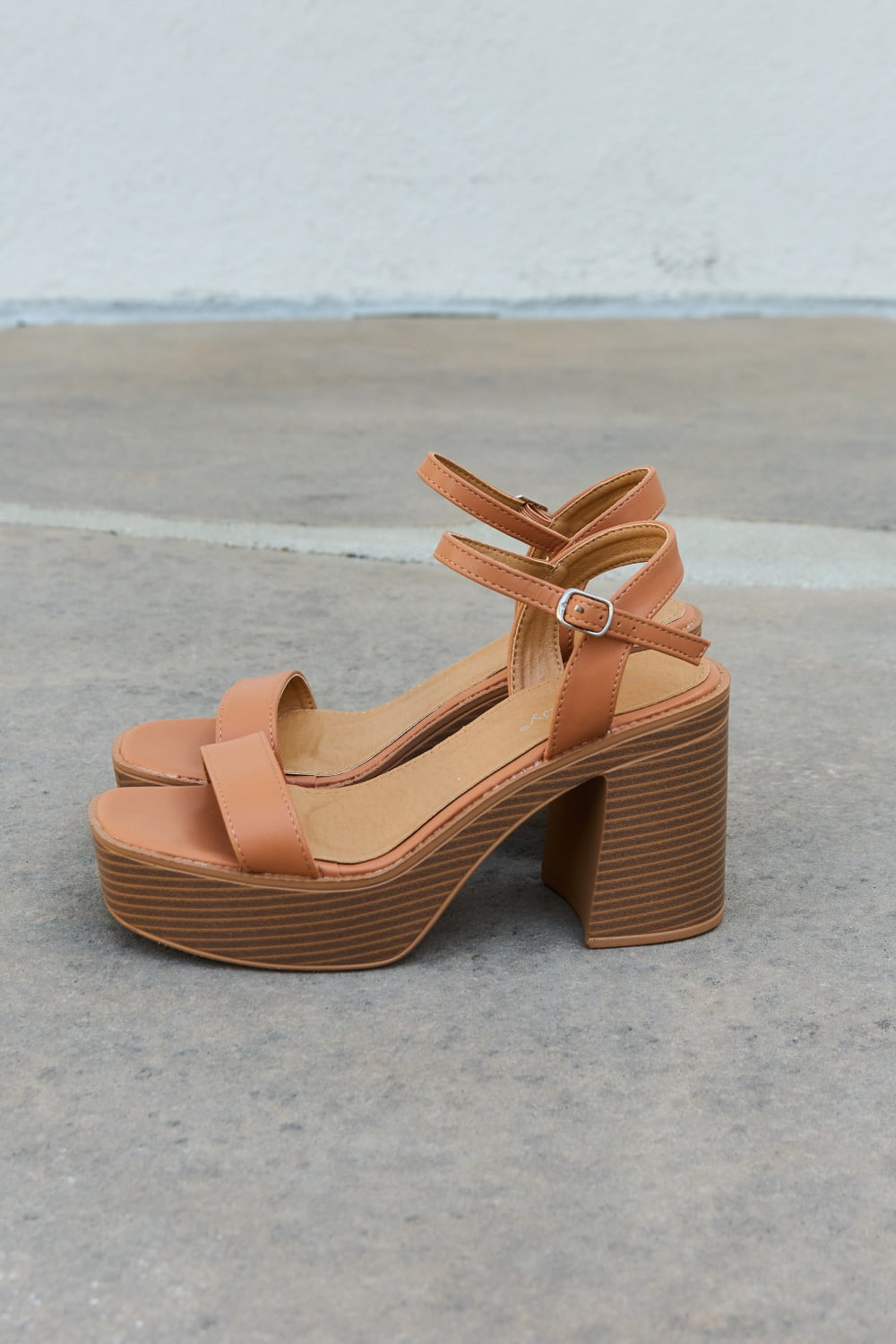 Weeboo Feel It Platform Heel Sandals  Trendsi   