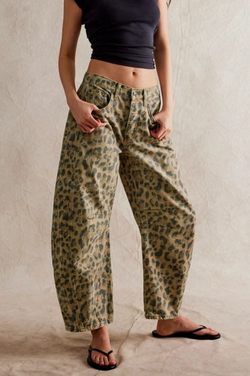 Wide Leg Jeans with Pockets  Trendsi Leopard S 