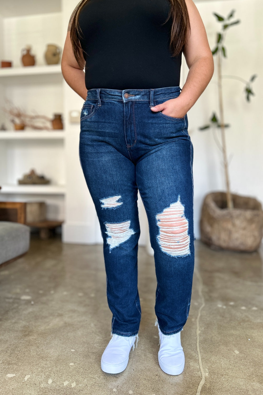 Judy Blue Full Size High Waist Rigid Magic Heavy Destroy Straight Jeans  Trendsi Dark 0/24 