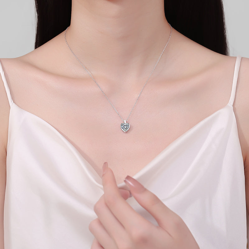 2 Carat Moissanite 925 Sterling Silver Heart Shape Necklace  Trendsi   