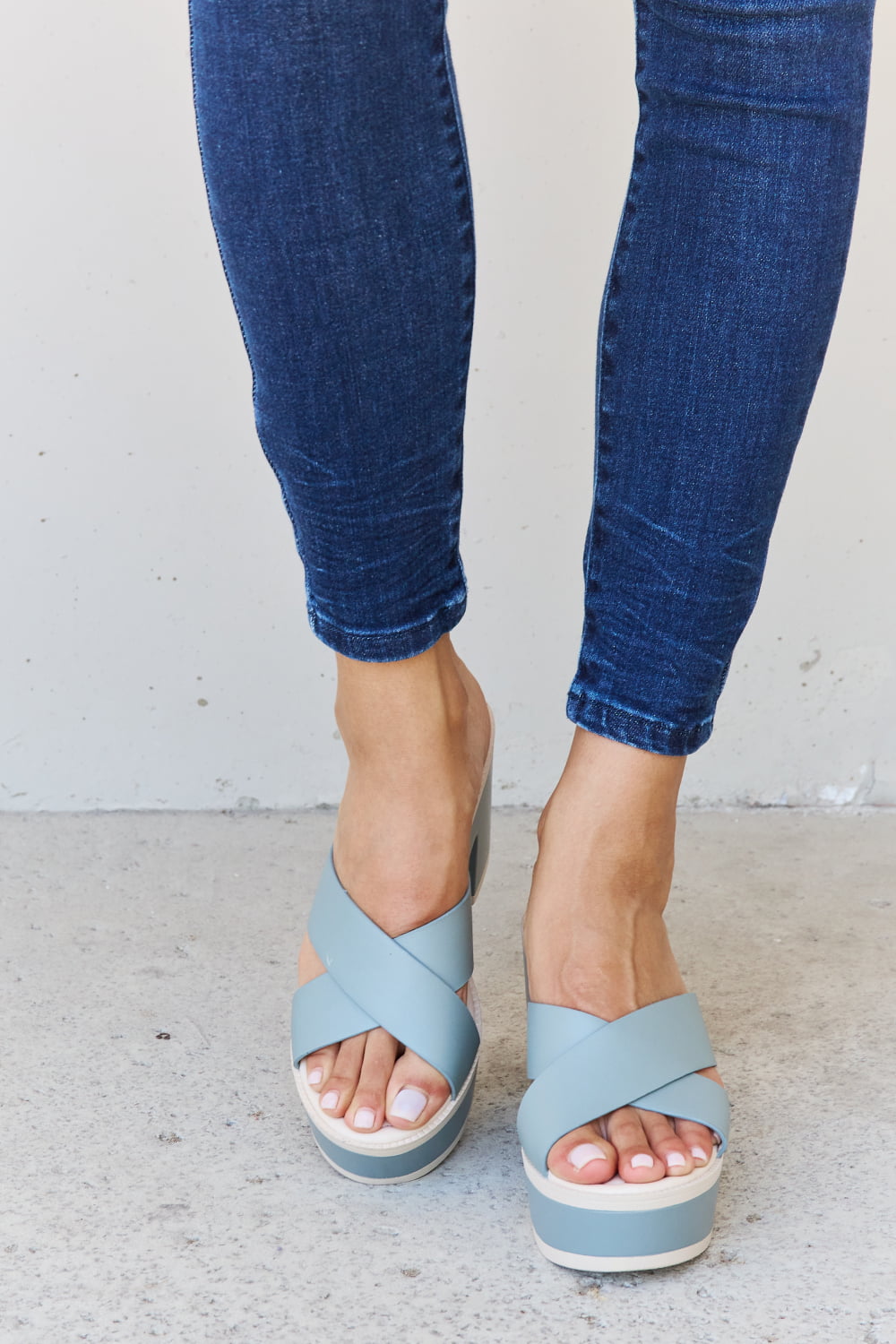 Weeboo Cherish The Moments Contrast Platform Sandals in Misty Blue  Trendsi   