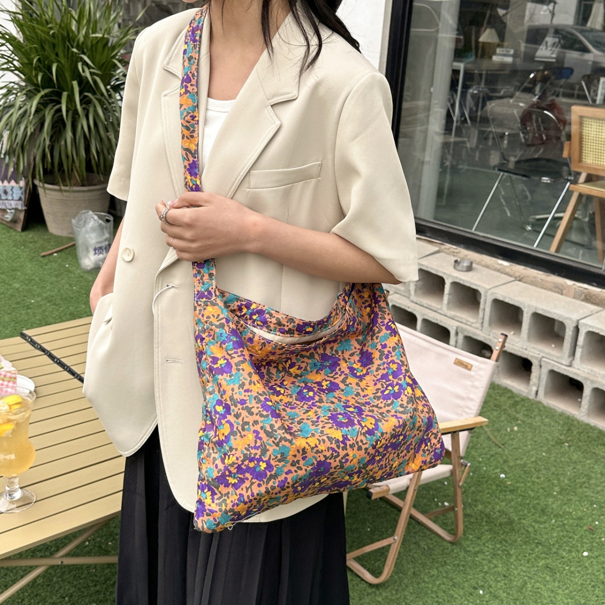 Printed Medium Shoulder Bag  Trendsi   