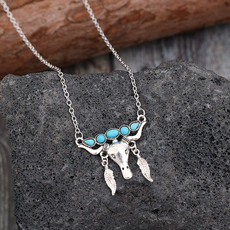 Artificial Turquoise Cow Shape Necklace Necklace Trendsi   