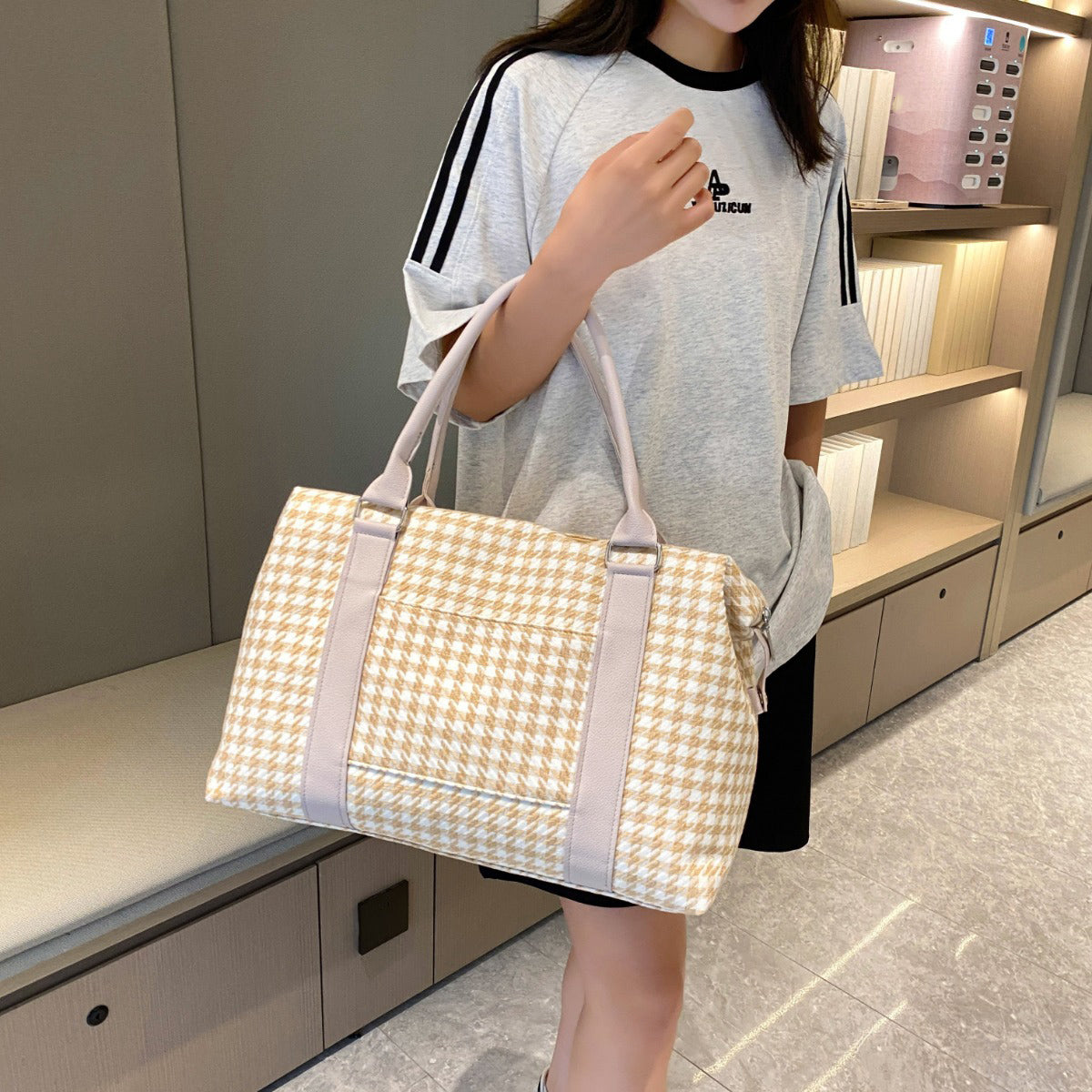 Houndstooth Canvas Travel Bag  Trendsi   