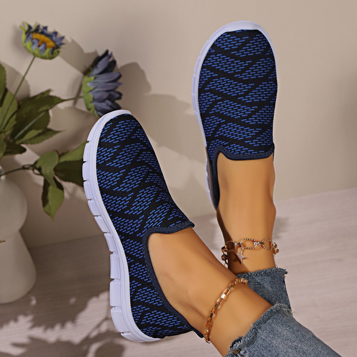 Round Toe Flat Slip-Ons  Trendsi   