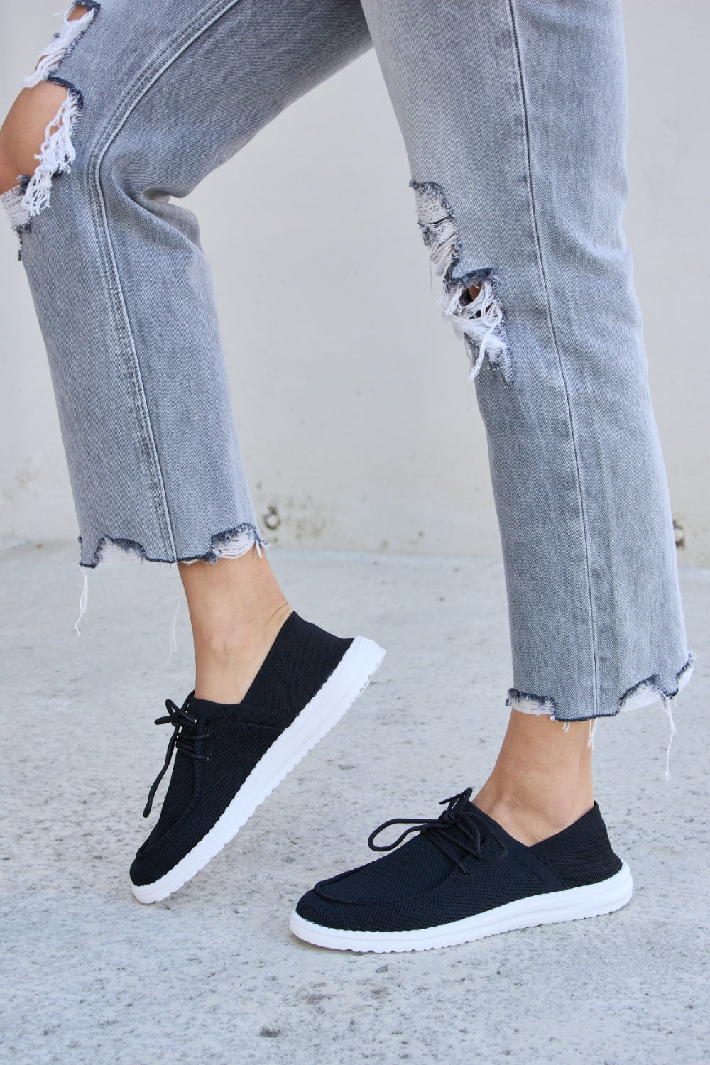 Forever Link Flat Round Toe Lace-Up Sneakers  Trendsi   