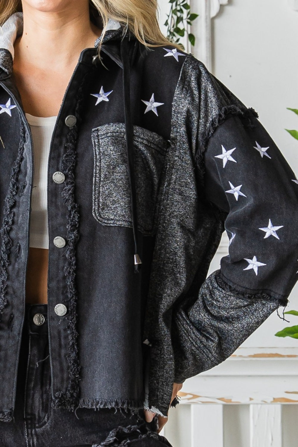 Veveret Star Embroidered Hooded Denim Jacket  Trendsi   