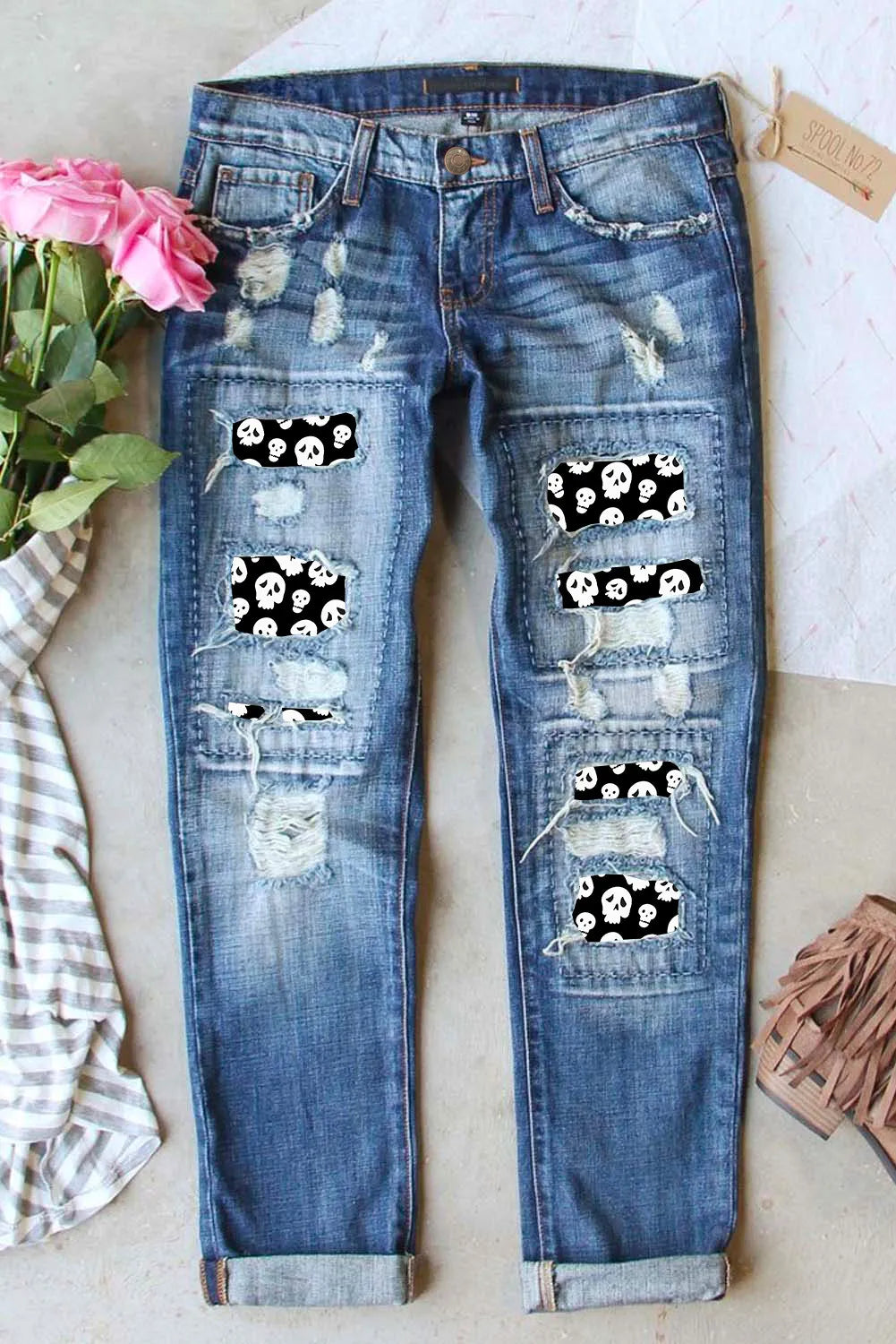 Distressed Skeleton Pattern Jeans with Pockets