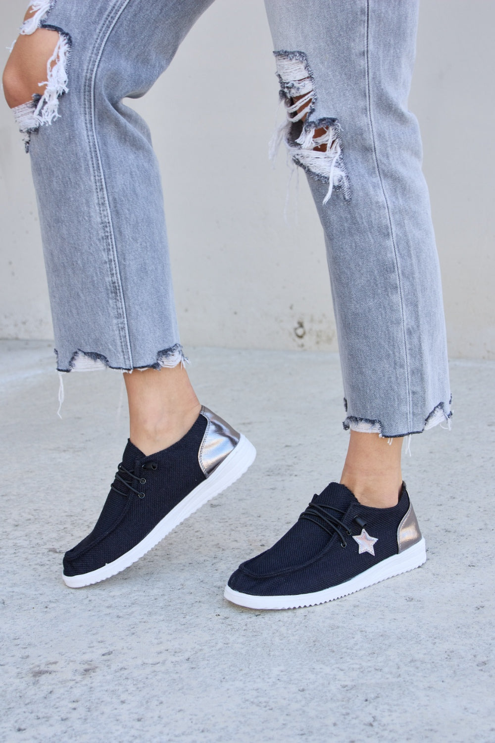 Forever Link Star Lace-Up Flat Sneakers  Trendsi   