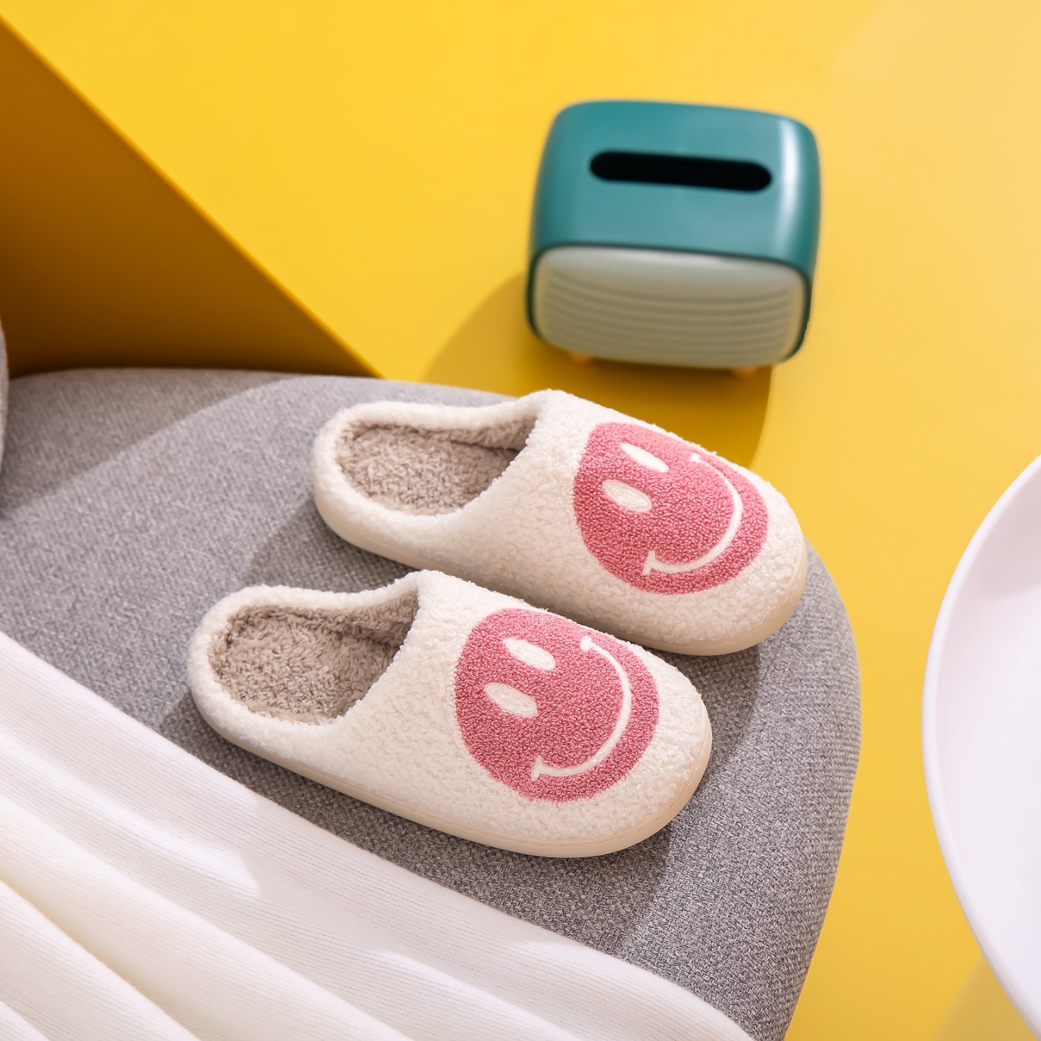 Melody Smiley Face Slippers  Trendsi   