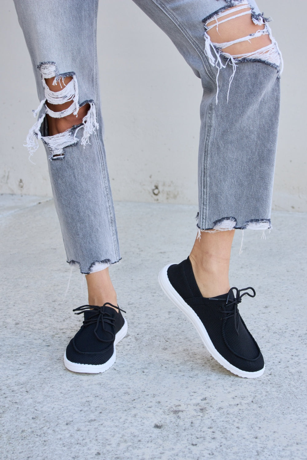 Forever Link Flat Round Toe Lace-Up Sneakers  Trendsi   