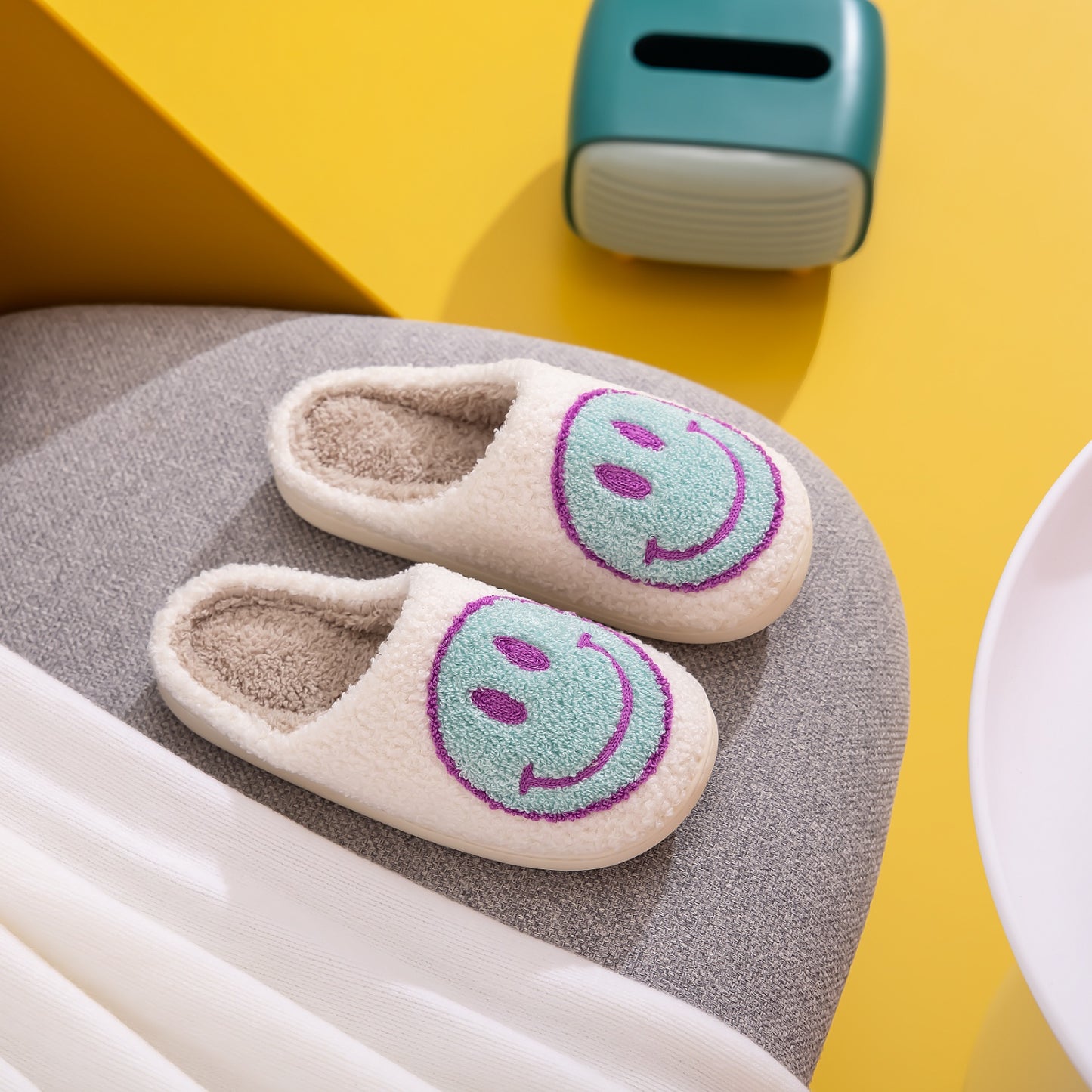 Melody Smiley Face Slippers  Trendsi   