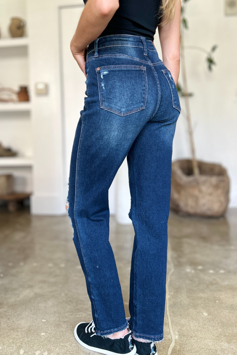 Judy Blue Full Size High Waist Rigid Magic Heavy Destroy Straight Jeans  Trendsi   