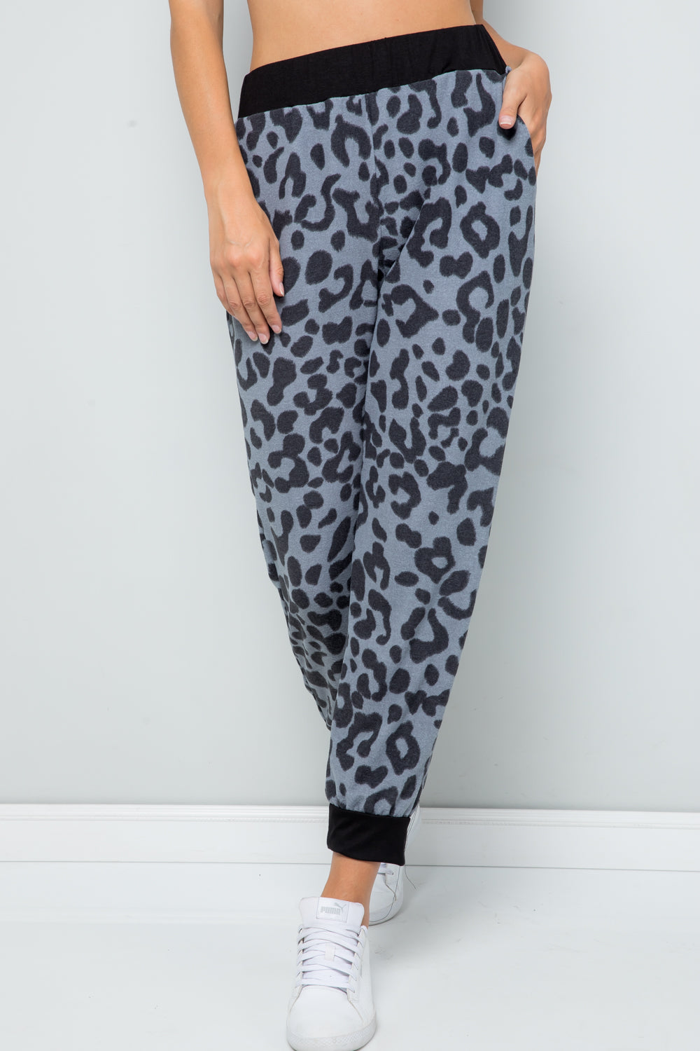 Celeste Full Size Leopard Contrast Sweatpants  Trendsi Grey Leopard S 