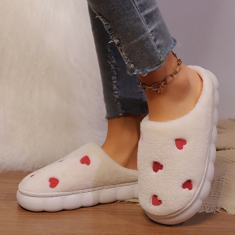 Heart Round Toe Flat Slippers  Trendsi   