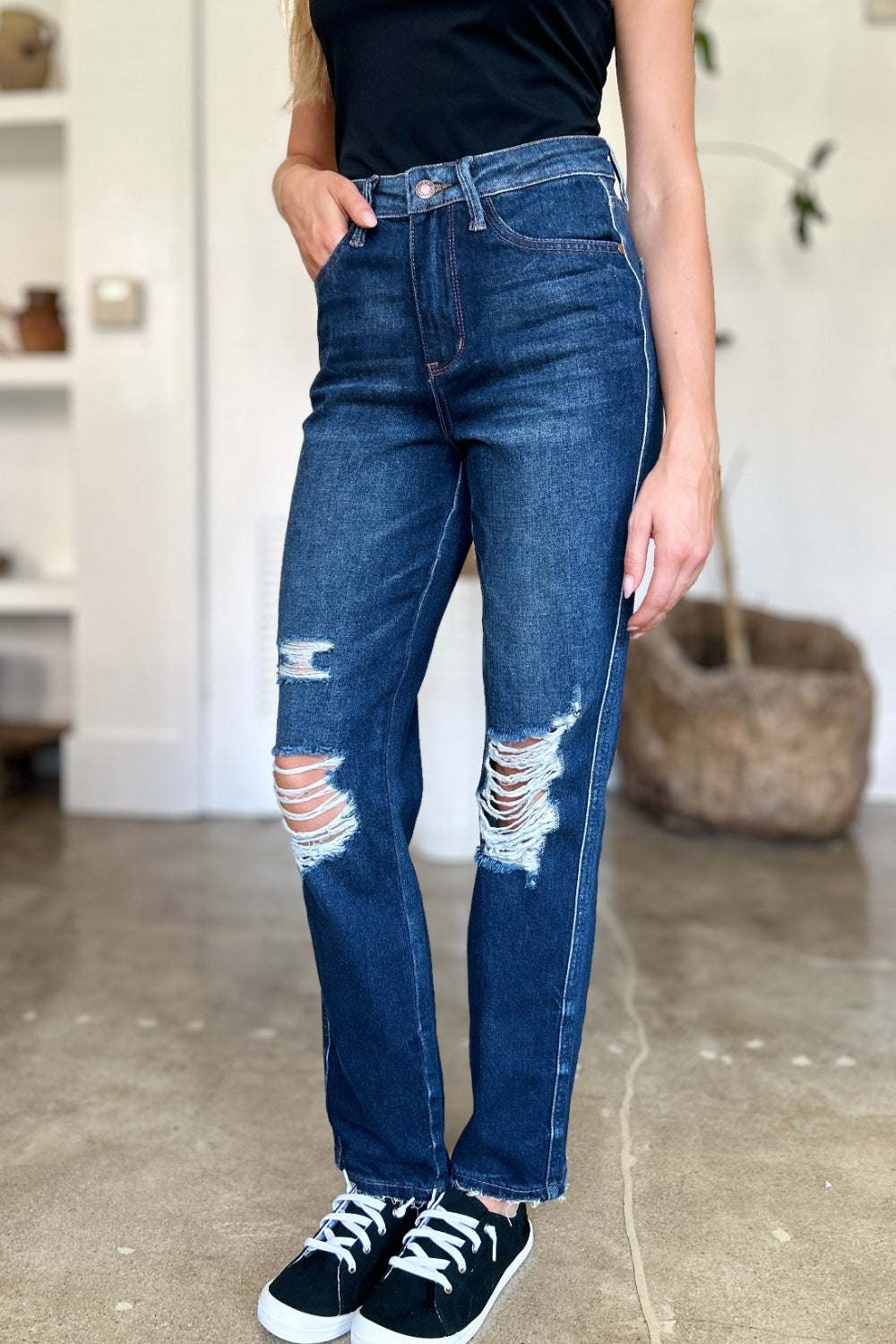 Judy Blue Full Size High Waist Rigid Magic Heavy Destroy Straight Jeans  Trendsi   