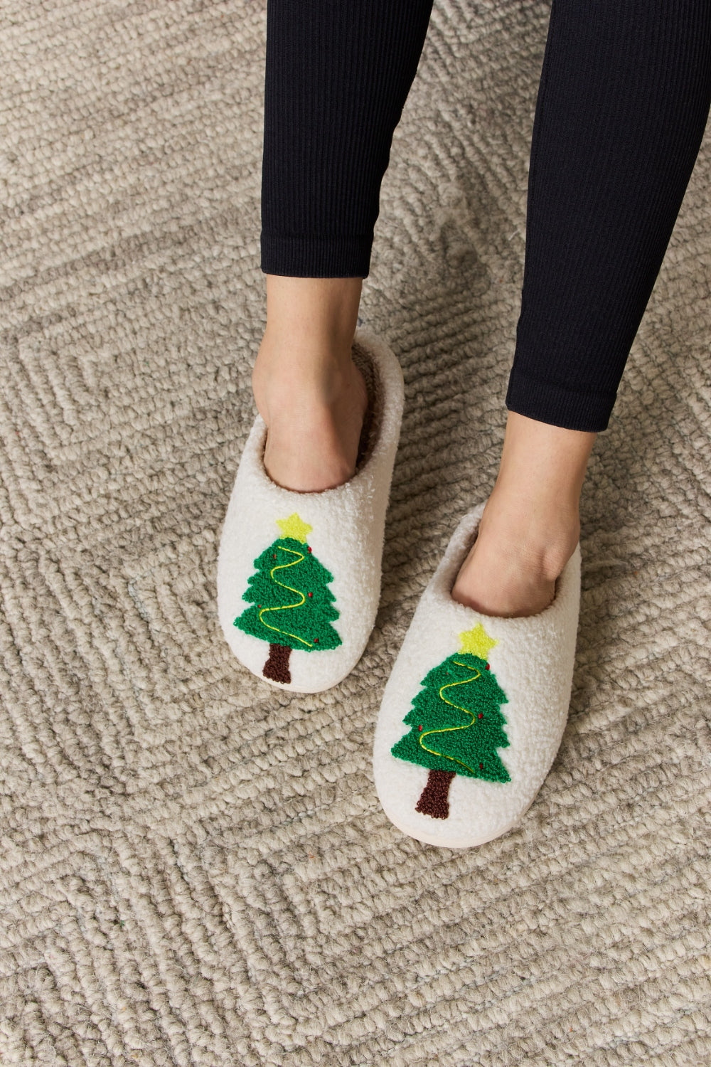 Melody Christmas Tree Cozy Slippers  Trendsi TREE S 