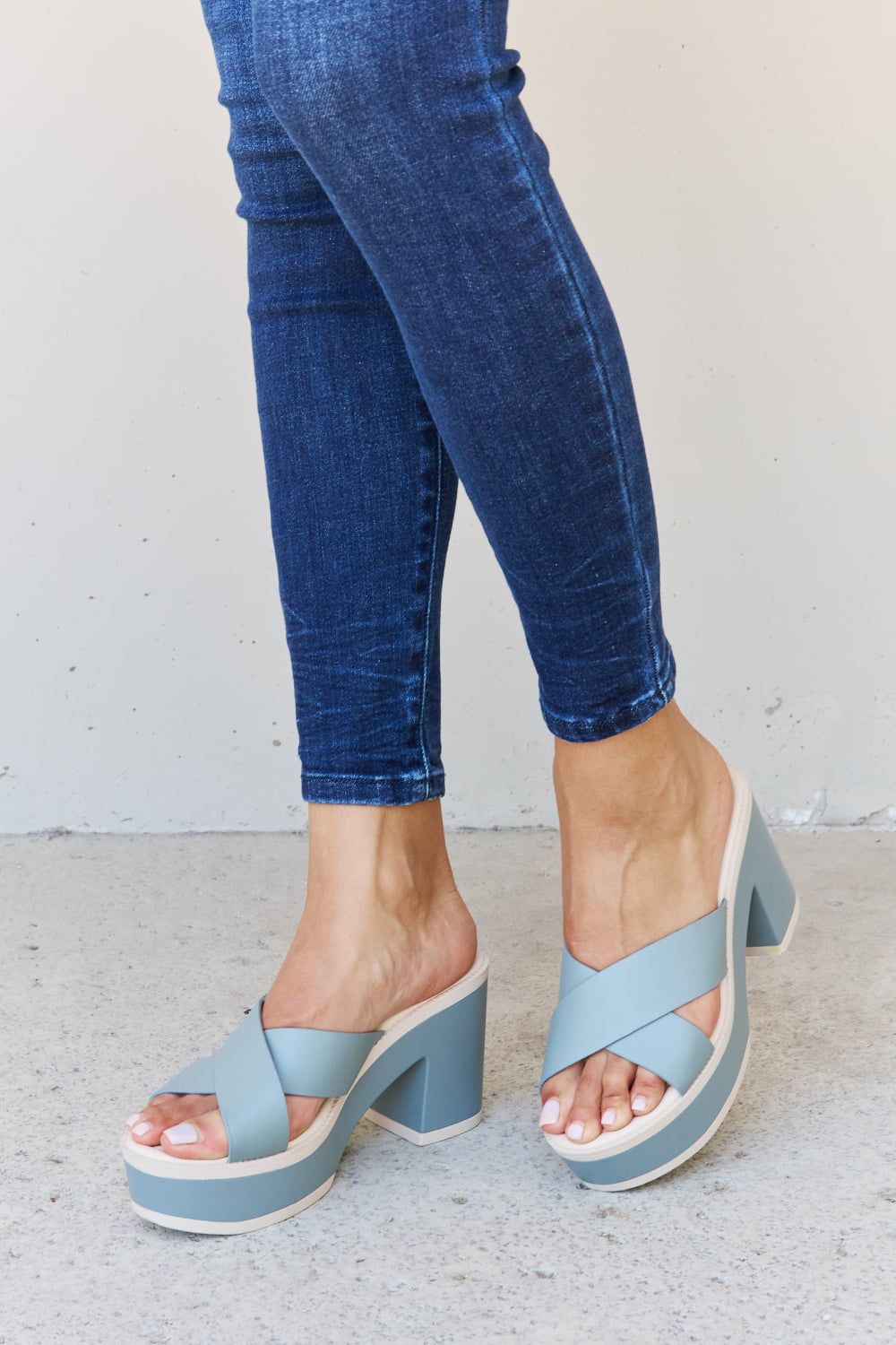 Weeboo Cherish The Moments Contrast Platform Sandals in Misty Blue  Trendsi   