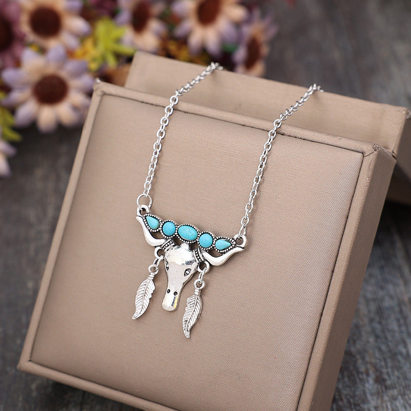 Artificial Turquoise Cow Shape Necklace Necklace Trendsi   