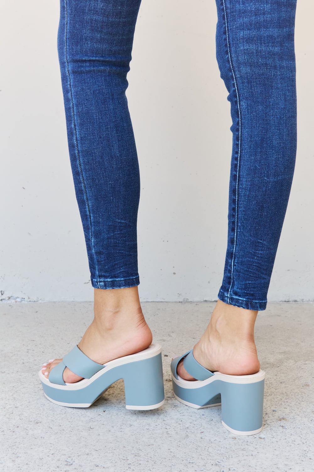 Weeboo Cherish The Moments Contrast Platform Sandals in Misty Blue  Trendsi   