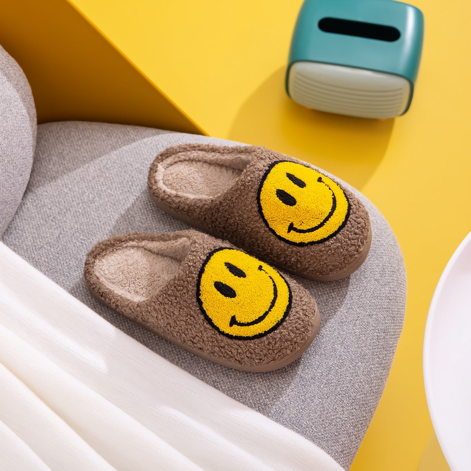 Melody Smiley Face Slippers  Trendsi   