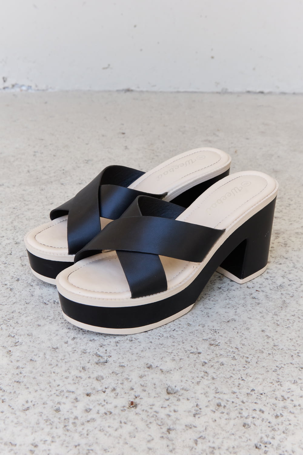 Weeboo Cherish The Moments Contrast Platform Sandals in Black  Trendsi   